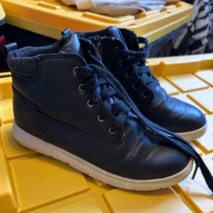 EUC Cat and jack boys shoes black ankle‎ bootie shoes zip side Sz 4